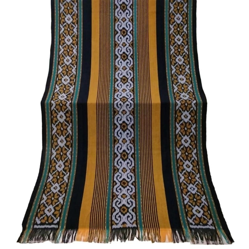 Kain tenun/Kain tenun ikat/Kain tenun blanket/tenun Jepara