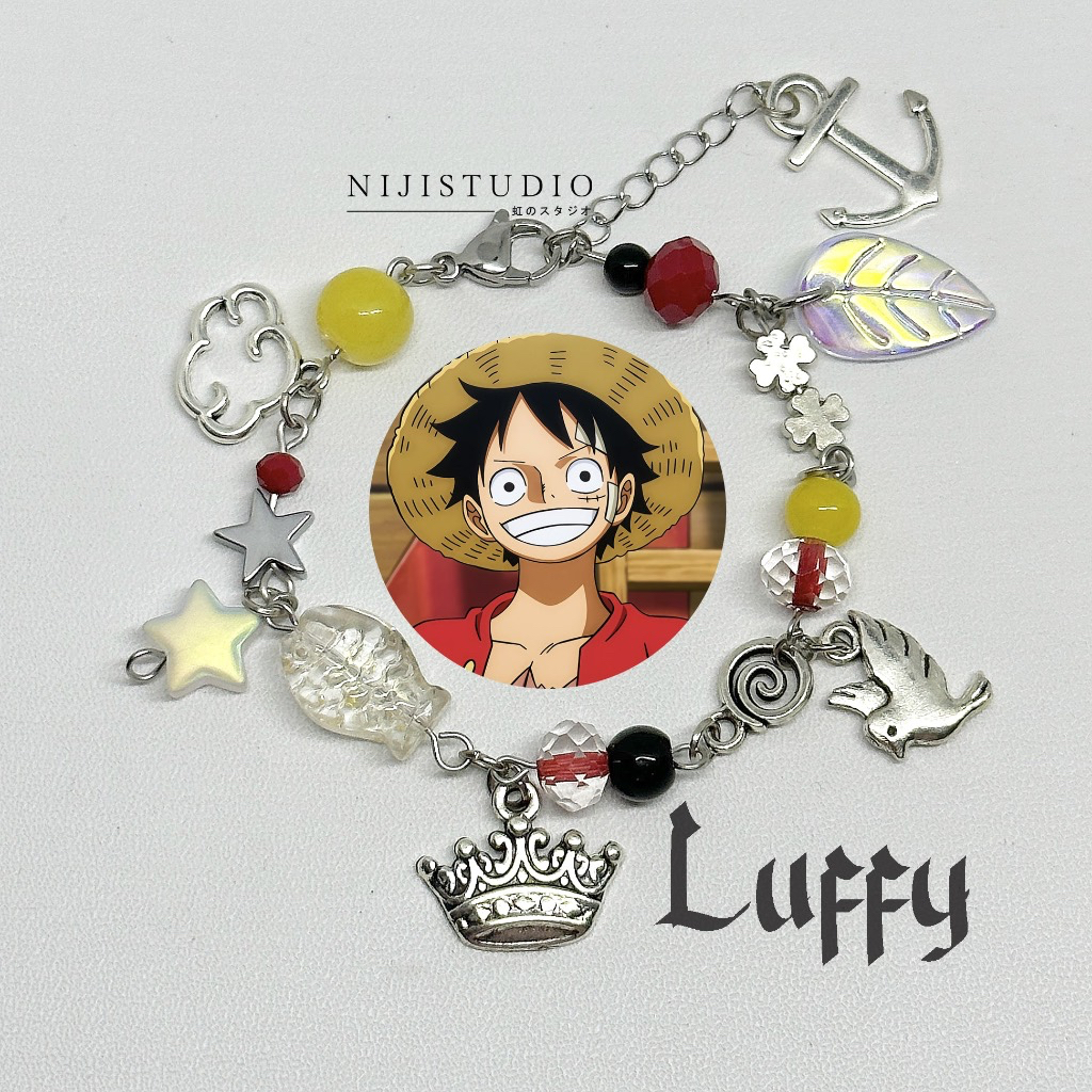 gelang one piece themed y2k coquette beaded bracelet⋆༺𓆩☠︎︎𓆪༻⋆| luffy boa zoro nami robin usopp sanji
