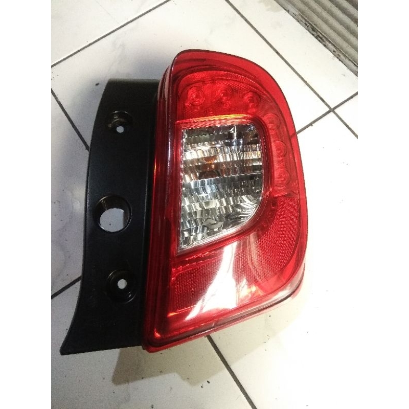 Stoplamp Nissan March Led