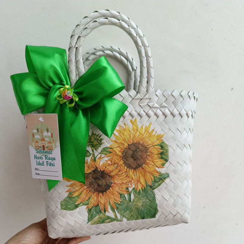 

tas anyaman decoupage bahan biasa Random motif