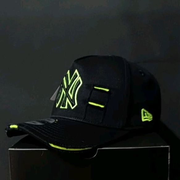 Topi Sobek NY Hitam Stabilo Hat Ripped Damage Mirror original Topi MLB