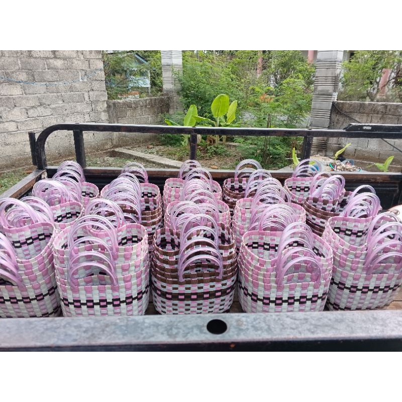 

5 tas anyaman dan souvenir kecil