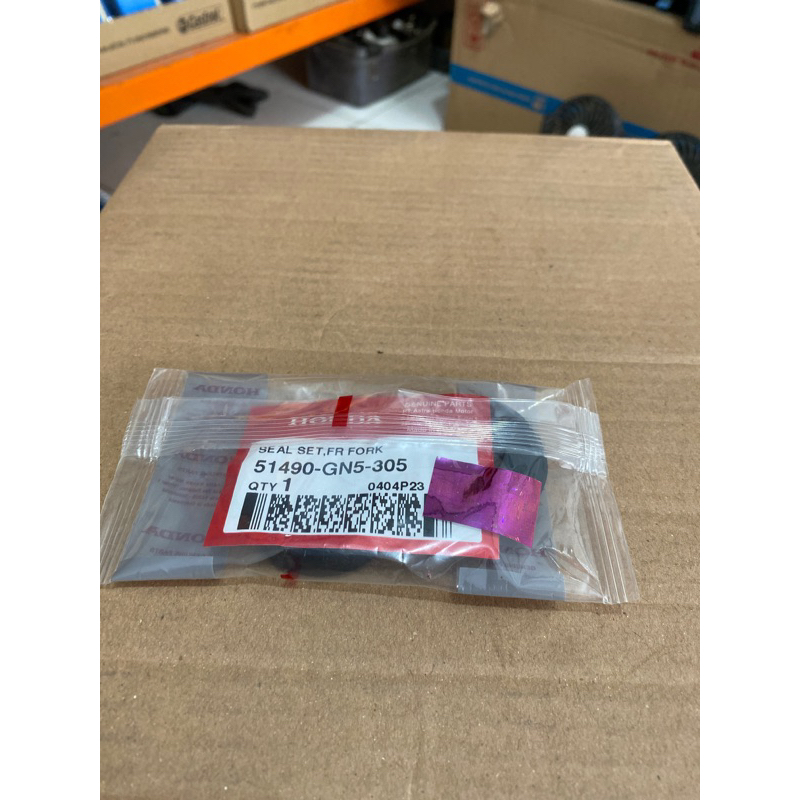 Sil Shok Depan Beat Scoopy Vario Supra GN5 51490-GN5-305