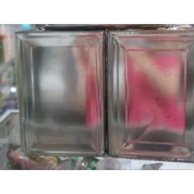 Blek/kaleng bekas wafer, biskuit, astor 6000 dua biji