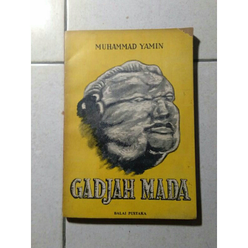 buku langka gadjah mada oleh muhammad yamin, 1972