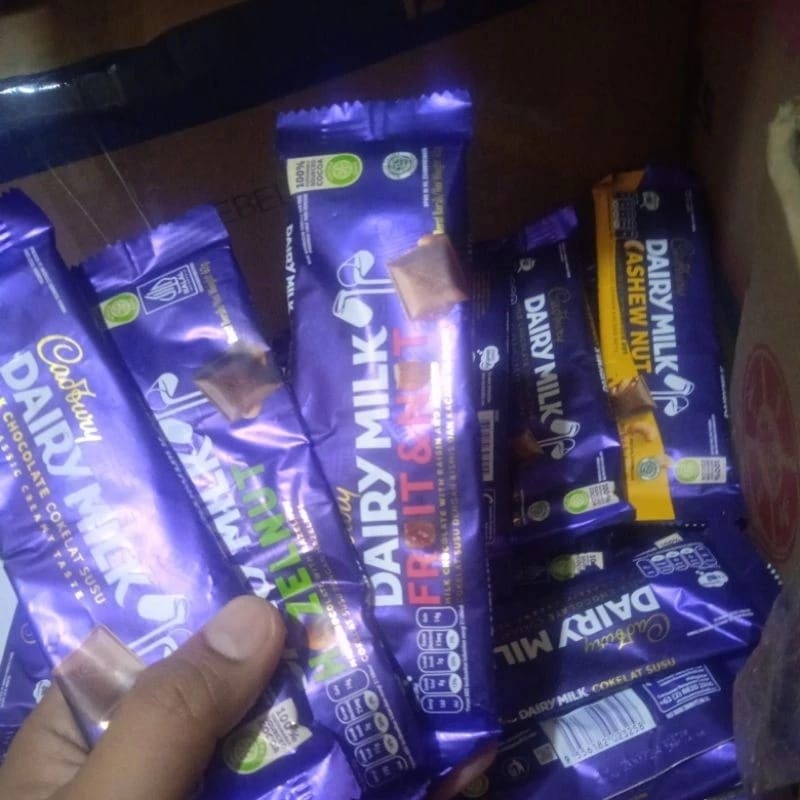 COKLAT DAIRY MILK 62 GRAM