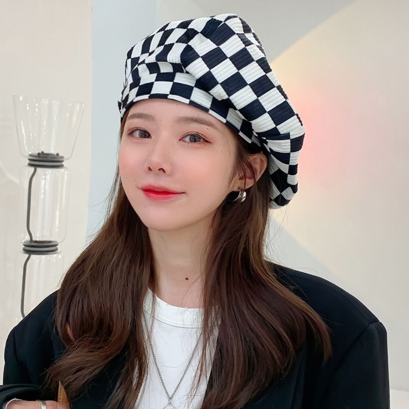 Topi baret style korea motif kotak hitam putih / catur wanita