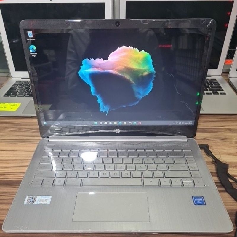 laptop hp celeronram 4gb ssd256gb hp14s134