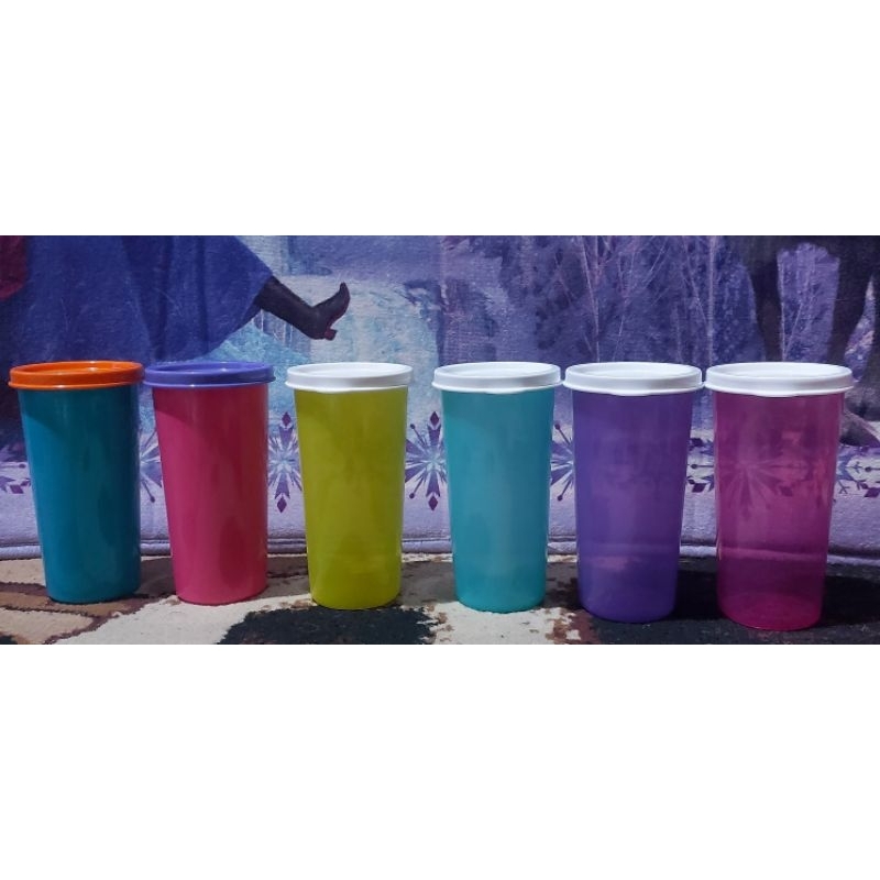 Medium Tumbler Tupperware