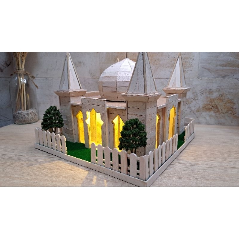 Miniatur Masjid dari stik es krim (27x27x22)