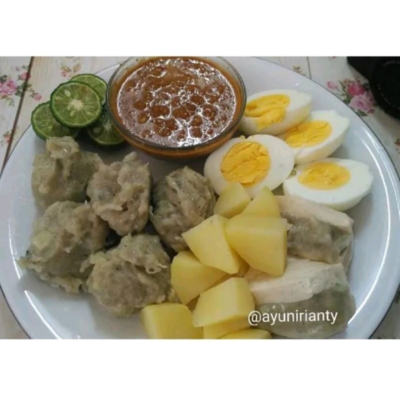 

SIOMAY IKAN TENGGIRI PAKET HAJATAN/LAMARAN/SUNATAN/PENGAJIAN/AQIQAH ISI 500 PCS