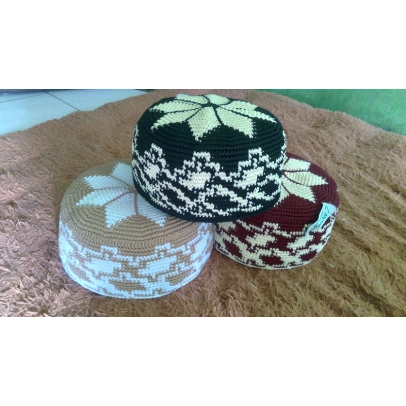 peci rajut motif mozaik handmade