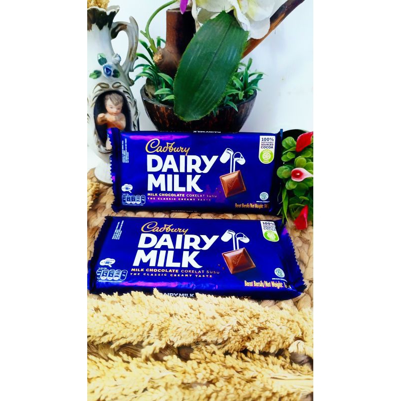 

Coklat Cadbury SUPER JUMBO 160gr (Expired Desember 2025)