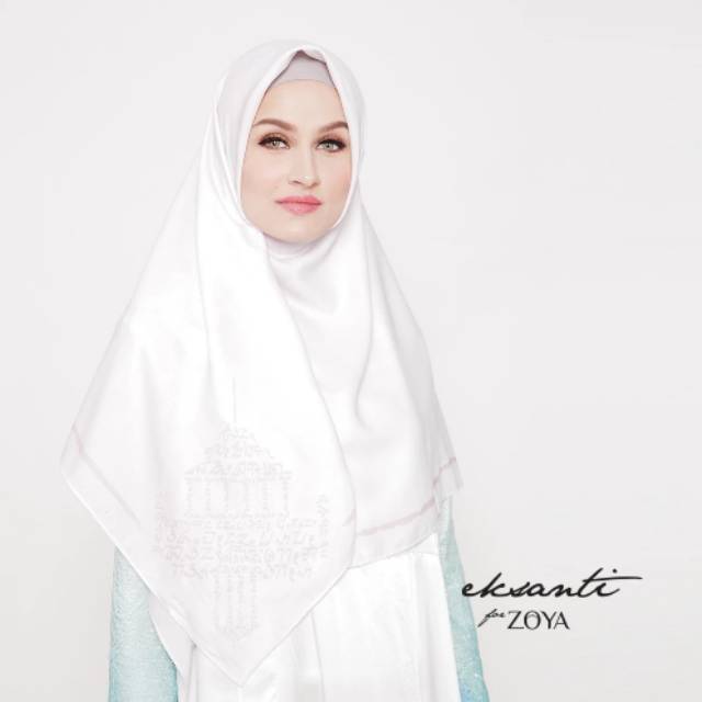ZOYA KERUDUNG HIJAB SYAR'I SEGI EMPAT JUMBO ISHANA SCARF