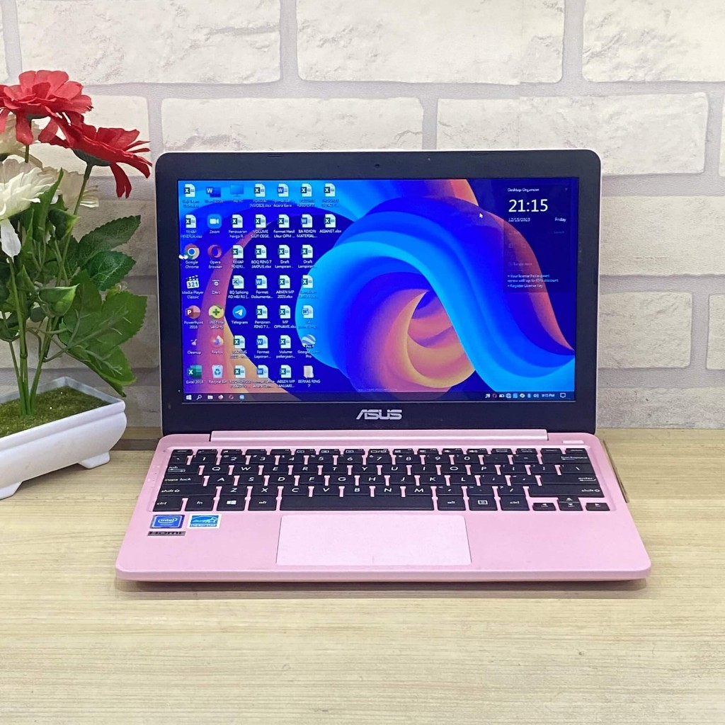 NOTEBOOK ASUS E203MAH N4000 SSD  MURAH