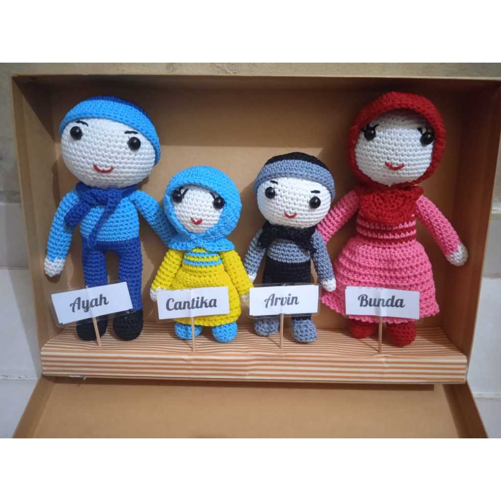 Amigurumi  / Boneka Rajut  / Boneka Rajut Karakter / Boneka Rajut Tokoh