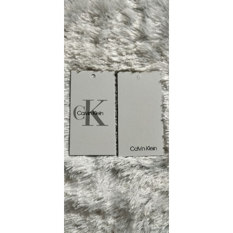 

HANGTANG CALVIN KLEIN PREMIUM