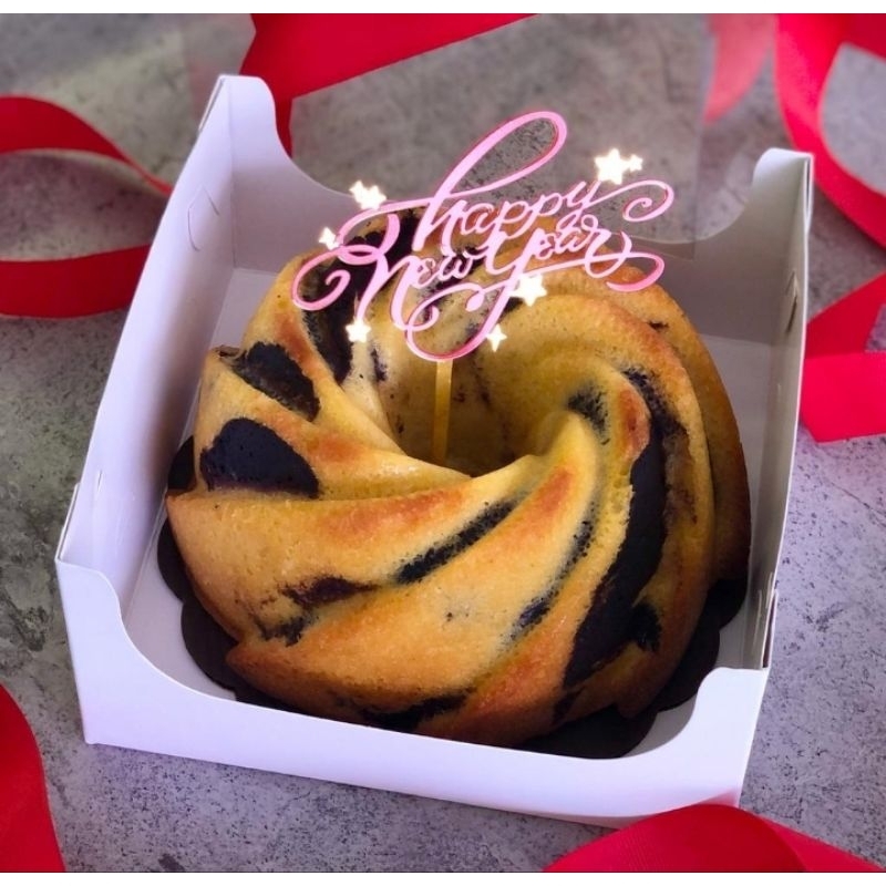 

Marble Cake Special Hampers Natal / New Year / Imlek / Birthday