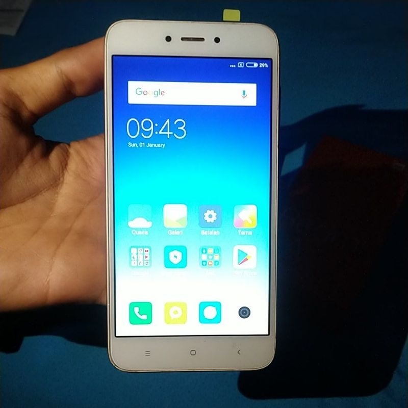 HP BEKAS PAKAI REDMI 5A + dusbox originalnya