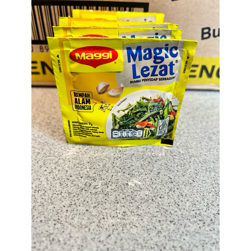 

Magic Lezat, Bumbu Penyedap Serbaguna, isi 12 7g