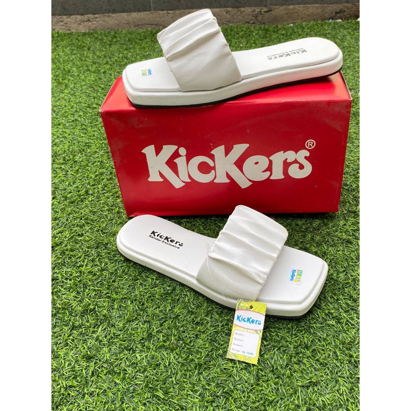 SANDAL SELOP KICKERS WANITA