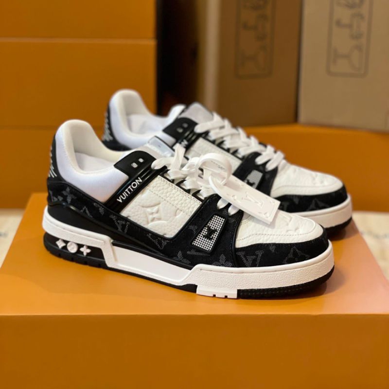 SEPATU SNEAKER PRIA BRANDED LV8116 VIP