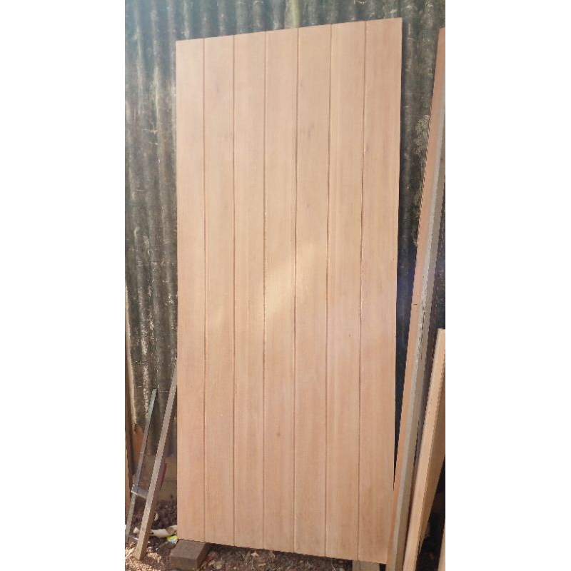 Daun Pintu Bahan Kayu Kamper Ukuran Standar