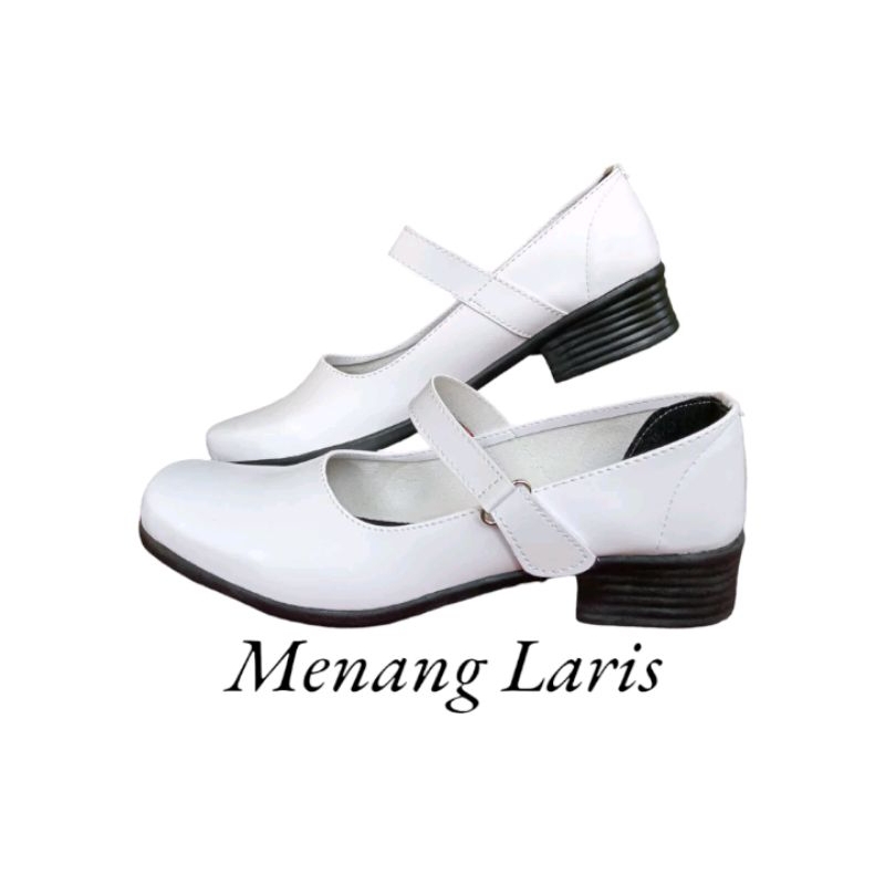 Sepatu Pantofel Putih