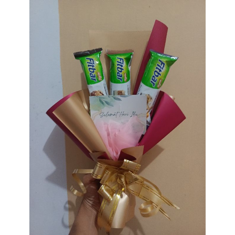 

Buket Snack Fitbar Hari guru | hari ibu | ulang tahun