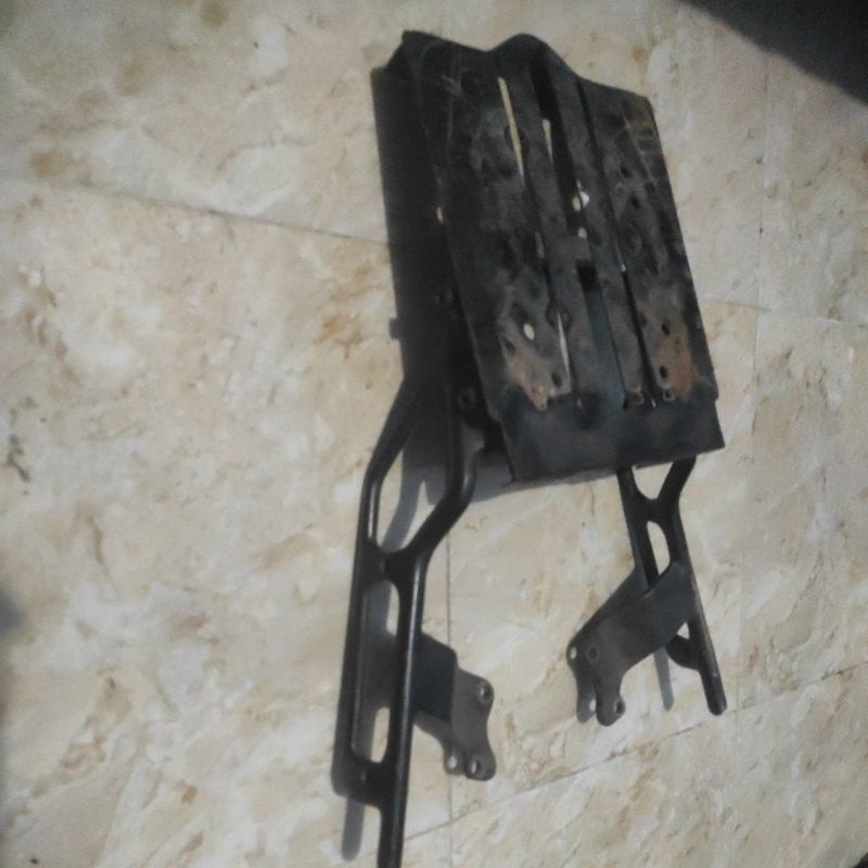 BREKET KUCAY ORI NEW CB150R