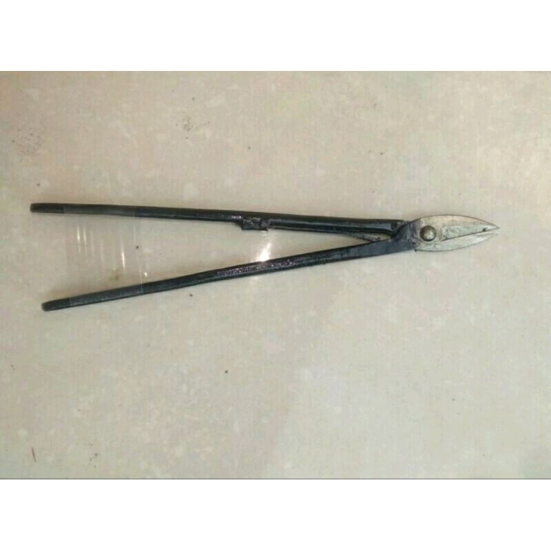 

gunting patri/ gunting emas perak pakai pir