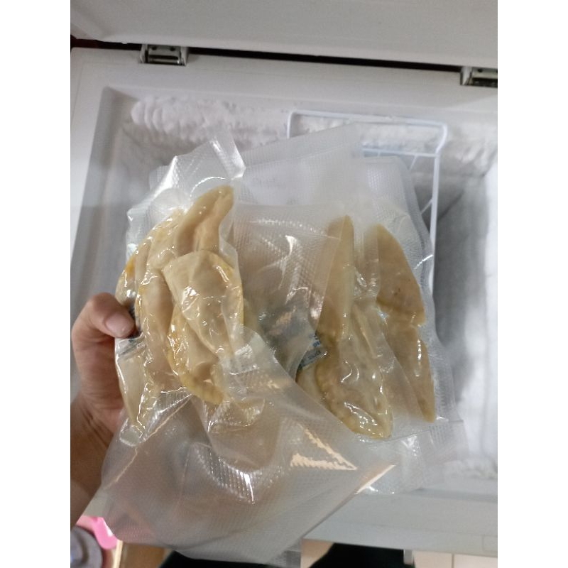 

cireng ayam suwir frozen isi 8