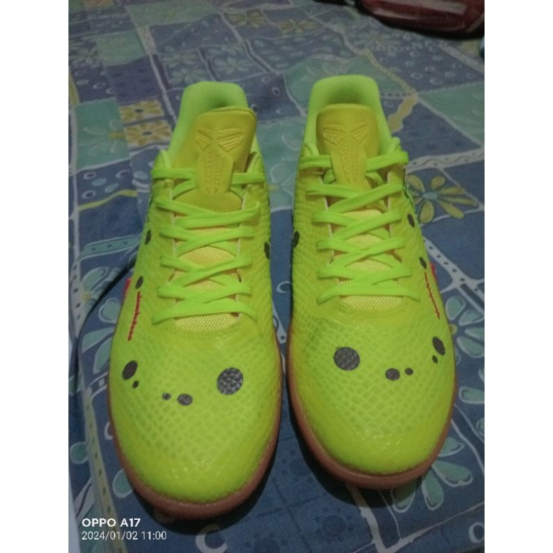 Kobe Mamba Focus Low Spongebob