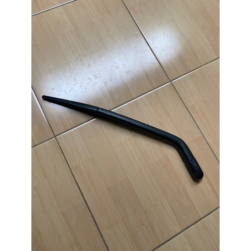 tangkai wiper belakang Starlet kotak