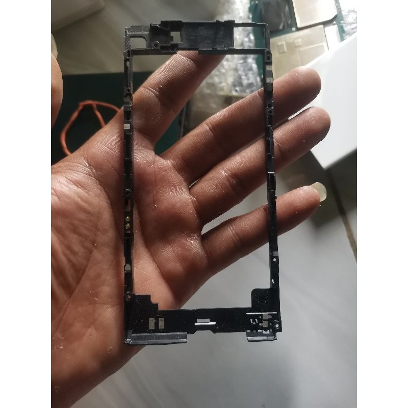 Frame dalam sony X compact