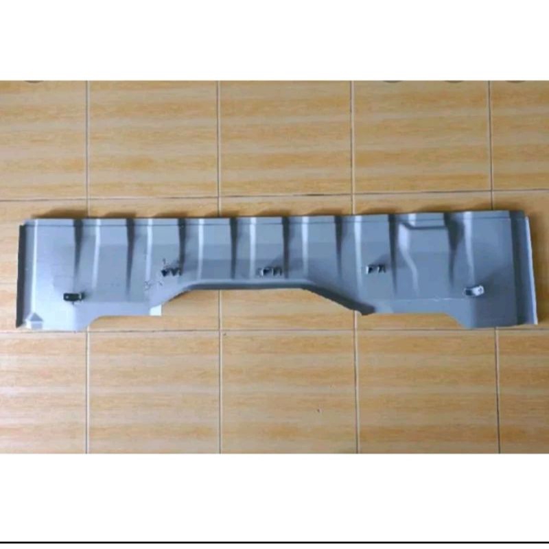 Panel dinding belakang ORI Mitsubishi L300 pick up, Sandaran bawah, gegeran