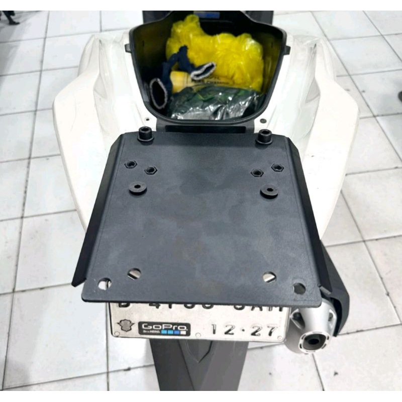 Breket box PCX 150 pcx 160 Behel box PCX Bracket box pcx150 pcx160 Breket Box untuk semua box bisa