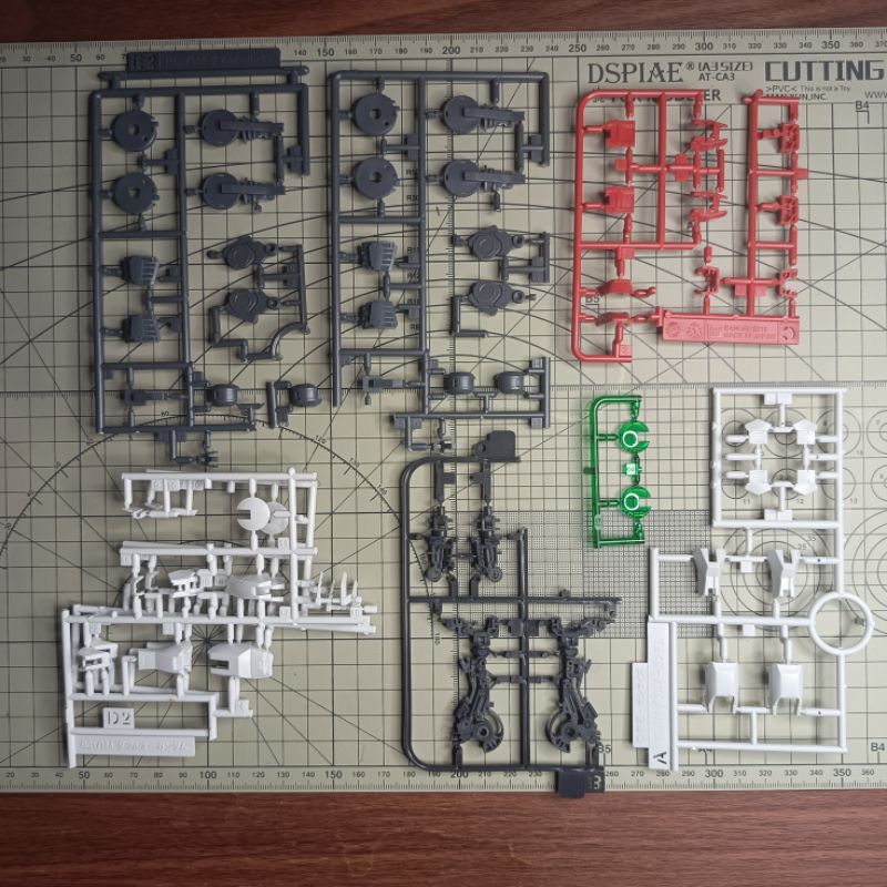 BANDAI RG 1/144 REAL GRADE GUNPLA GUNDAM OO 00 XN RAISER SEVEN SWORD/G PART PARTS LEGS UNIT