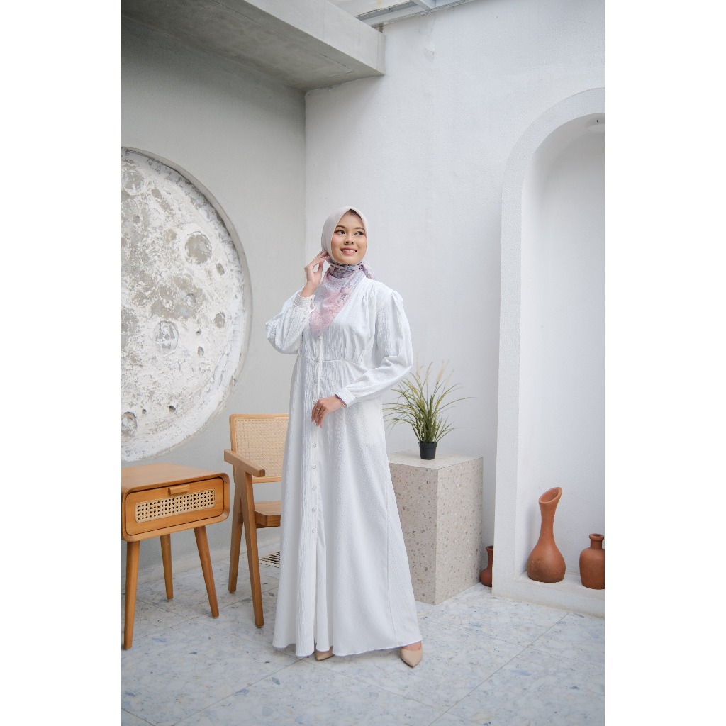 At Muflih - Zaskia Dress Polos