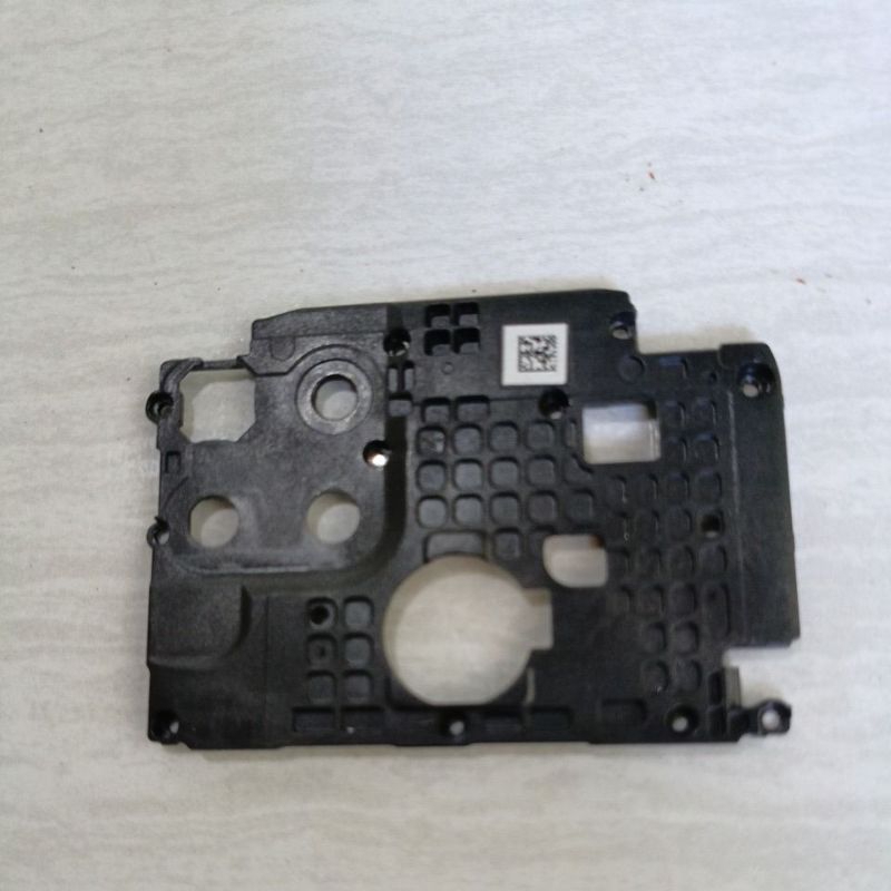 tutup mesin realme c12