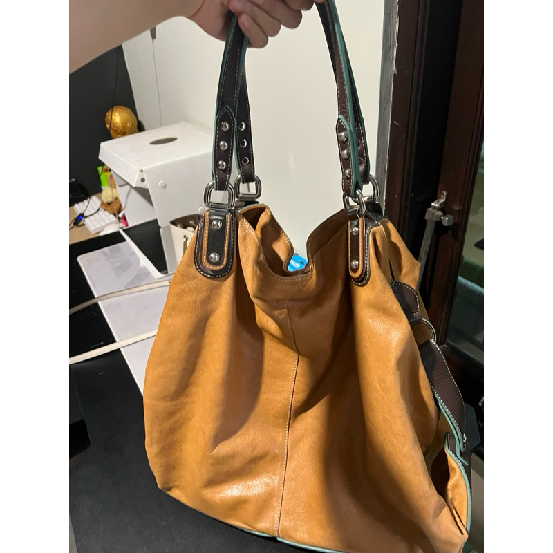 preloved donini hobo