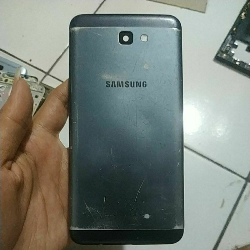 BACKDOOR BEKAS SAMSUNG J7 PRIME kurang tombol luar