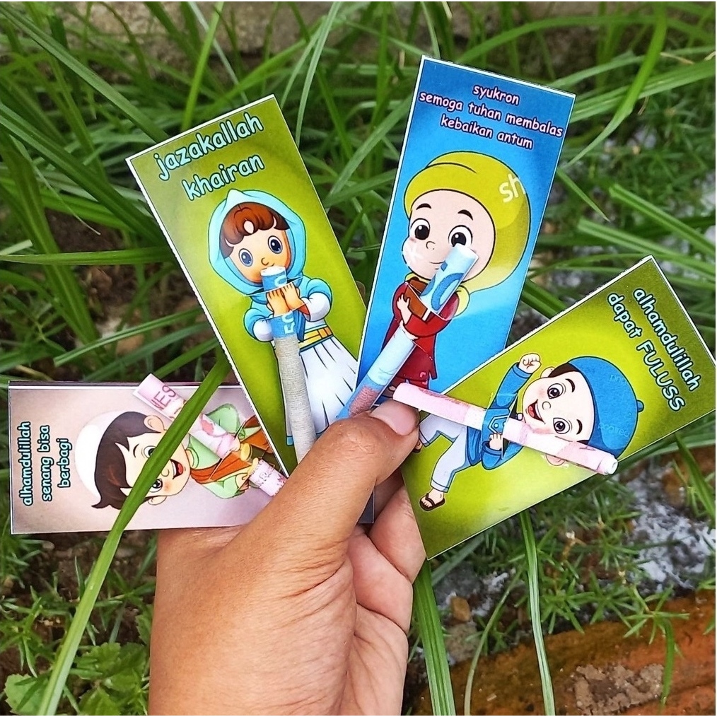 

amplop peluk lebaran " " " peluk " " " snack lebaran amplop thr idul fitri angpao lebaran amplop sedotan amplop unik minimal 5 pak RANDOMM YAA MINIMAL 5 pack YAAA ,tukuo loo paling murah neng kene