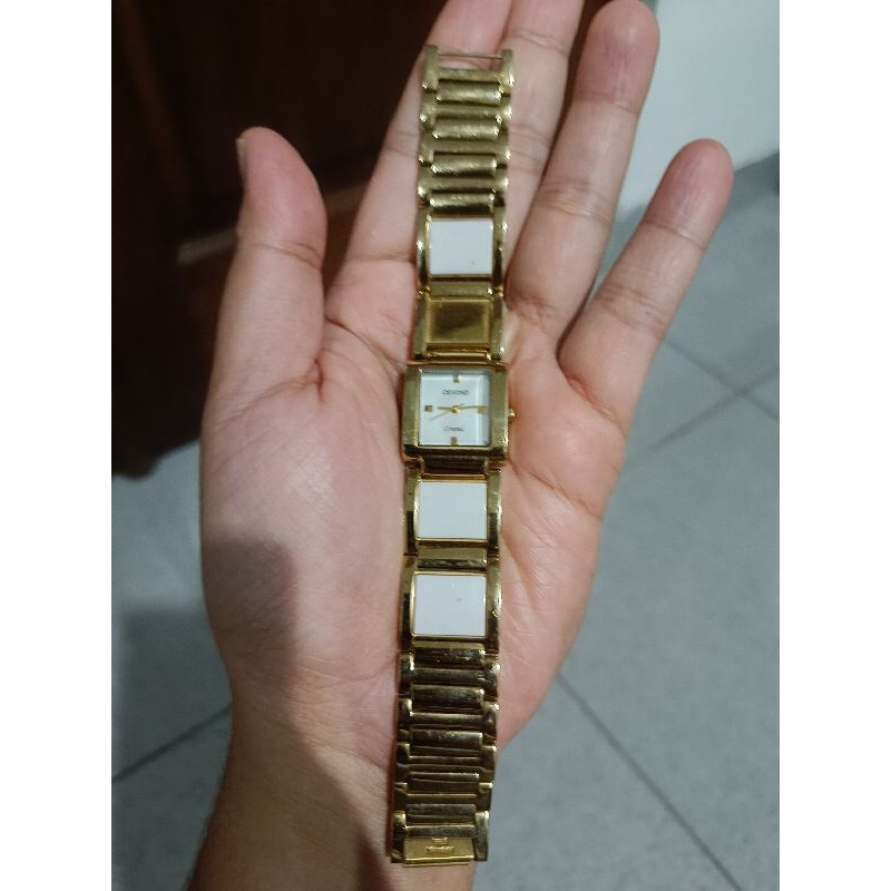 Jam Tangan Devond