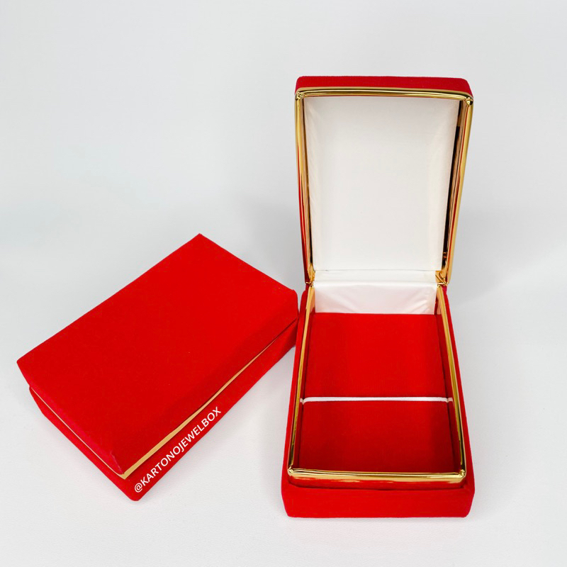 Kotak Perhiasan LOGAM MULIA / Box Emas Bludru Tempat Souvenir Aksesoris