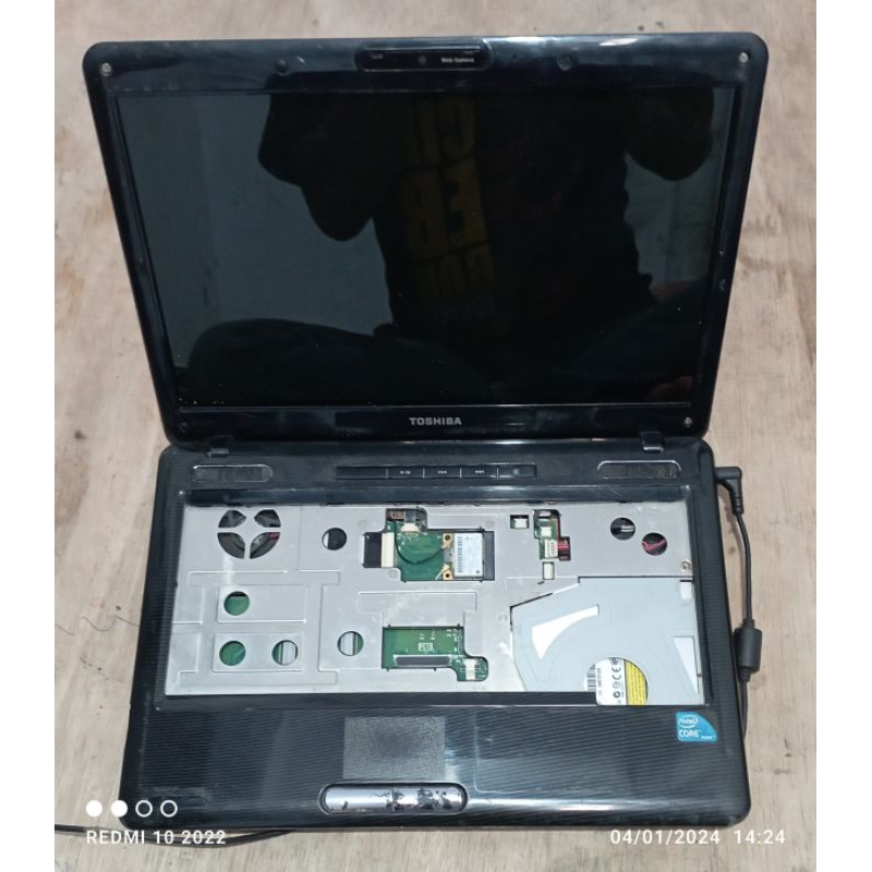 Laptop Toshiba Satellite L510 Intel Core i3 DDR3  Kondisi No Display