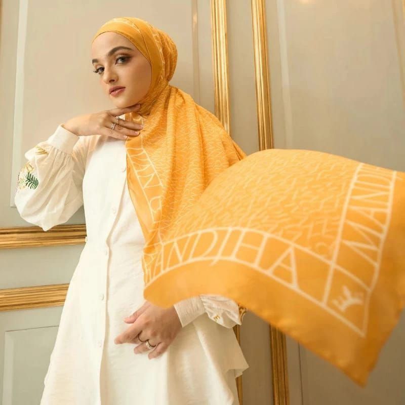 Mandjha Ivan Gunawan Hijab - Monogram Chromatic Yellow