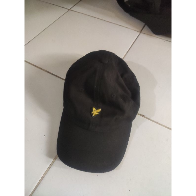 caps lyle & scott