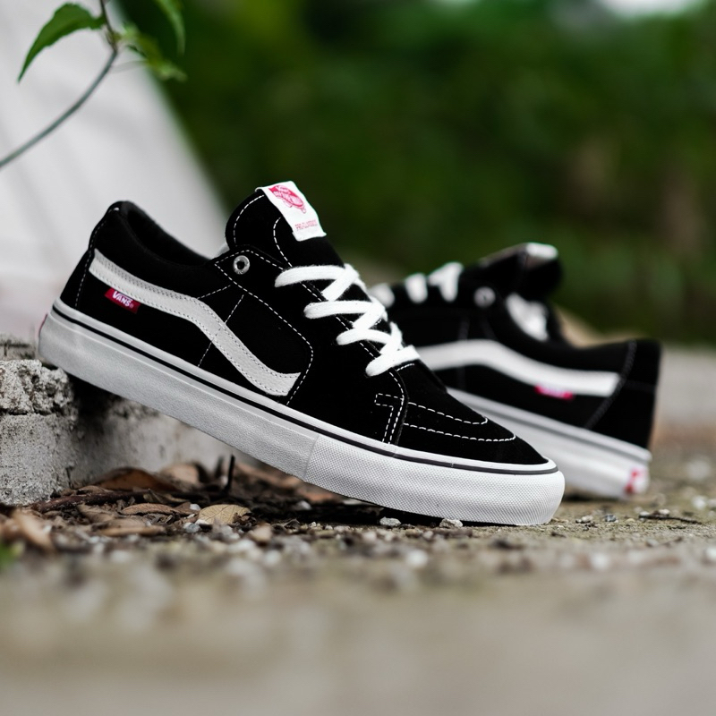 Vans Sk8 Low Pro Black White