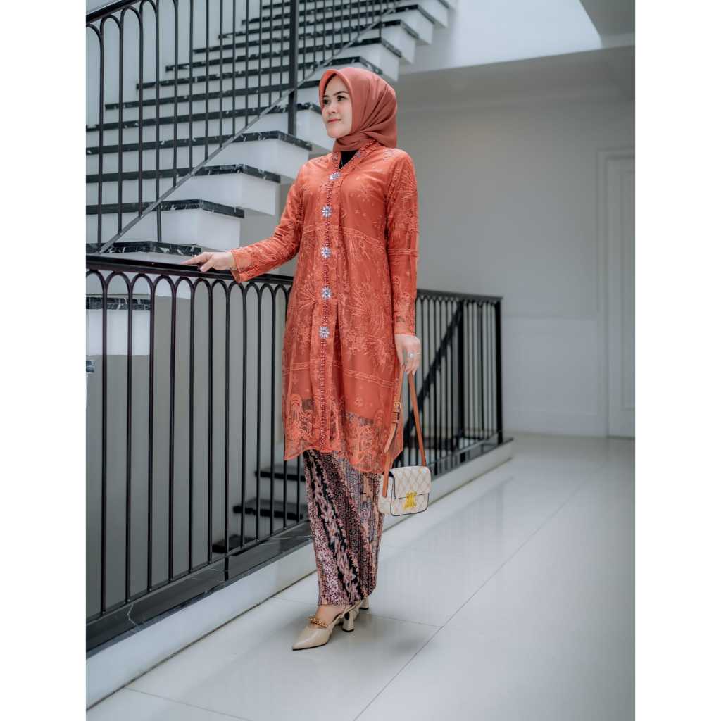 SETELAN TUNIK PAYET MUTIARA ELEGAN